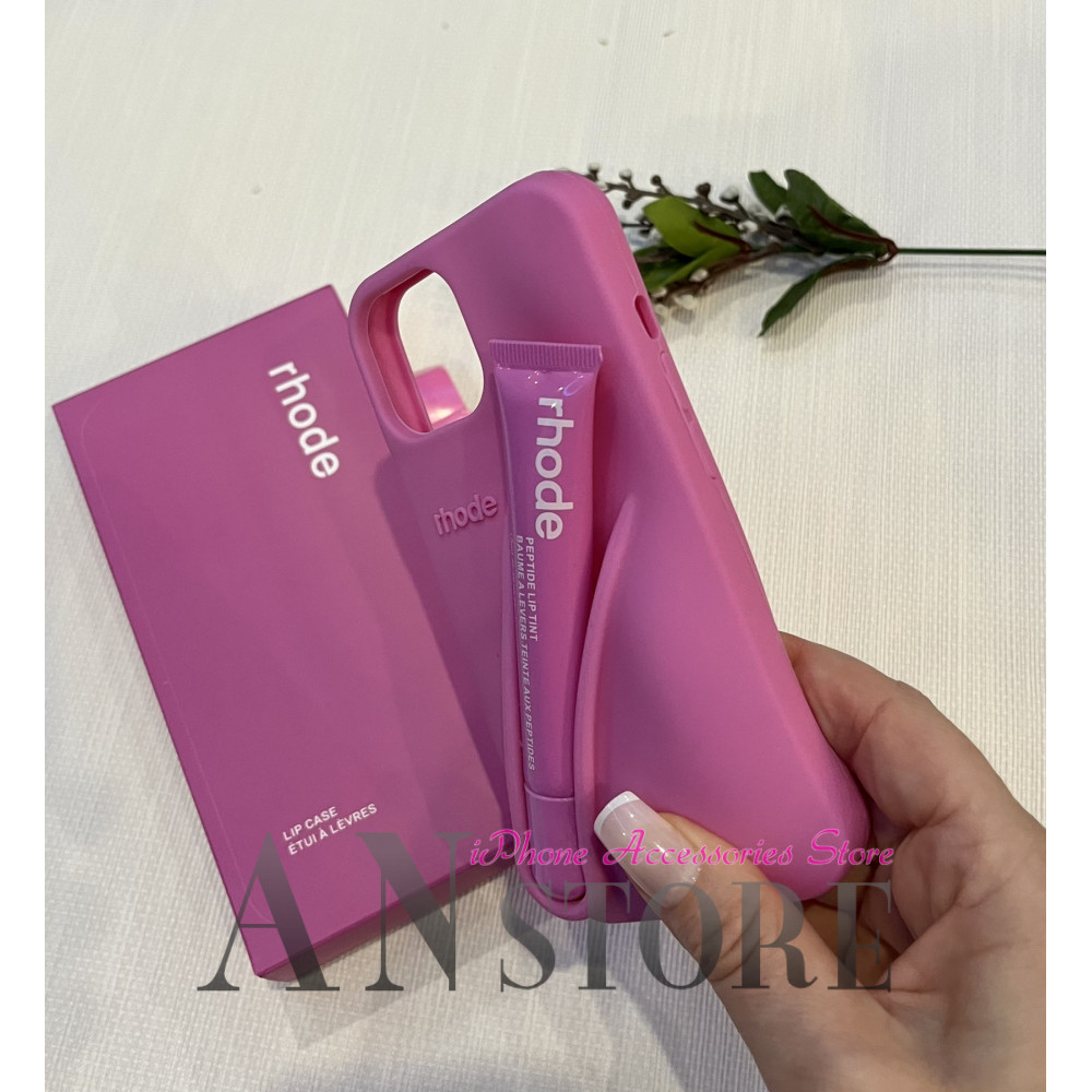 Чохол Rhode в рожевому кольорі Shortcake з блиском для губ на iPhone XR