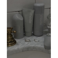 Rhode Barrier Restore Cream – зволожуючий крем для обличчя