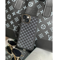 Чохол для iPhone 15 "LV Style" чорний з золотою оправою